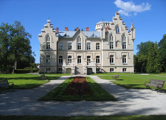 Essex Manor